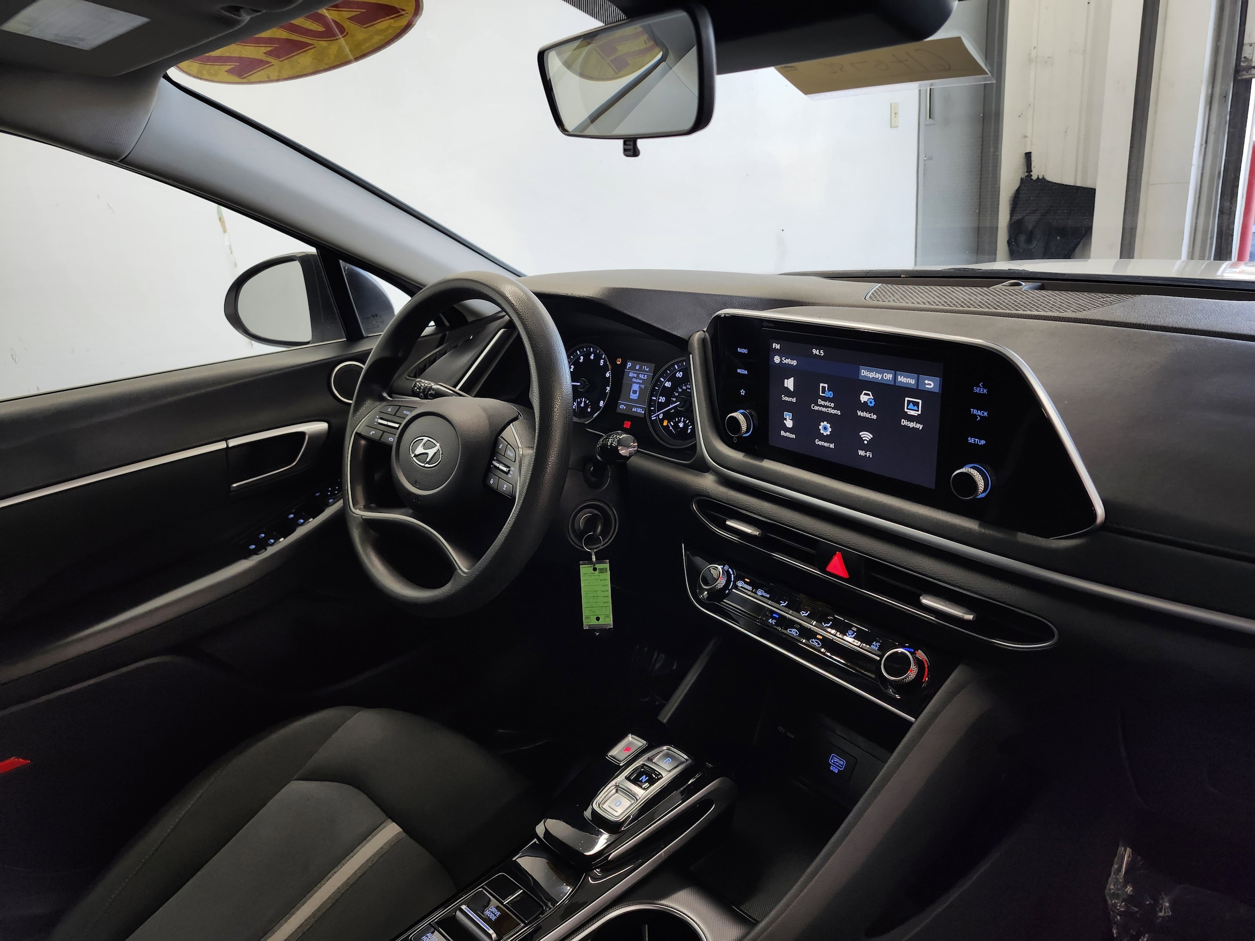 2022 Hyundai Sonata SE - Photo 24