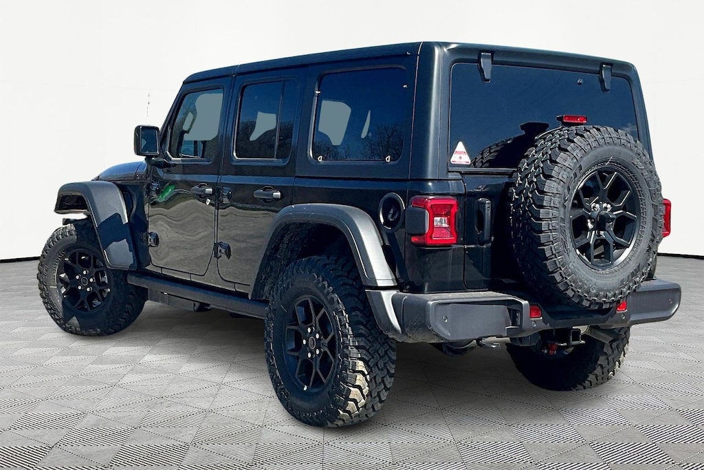 New 2026 Jeep Wrangler 4-DOOR WILLYS Sport Utility