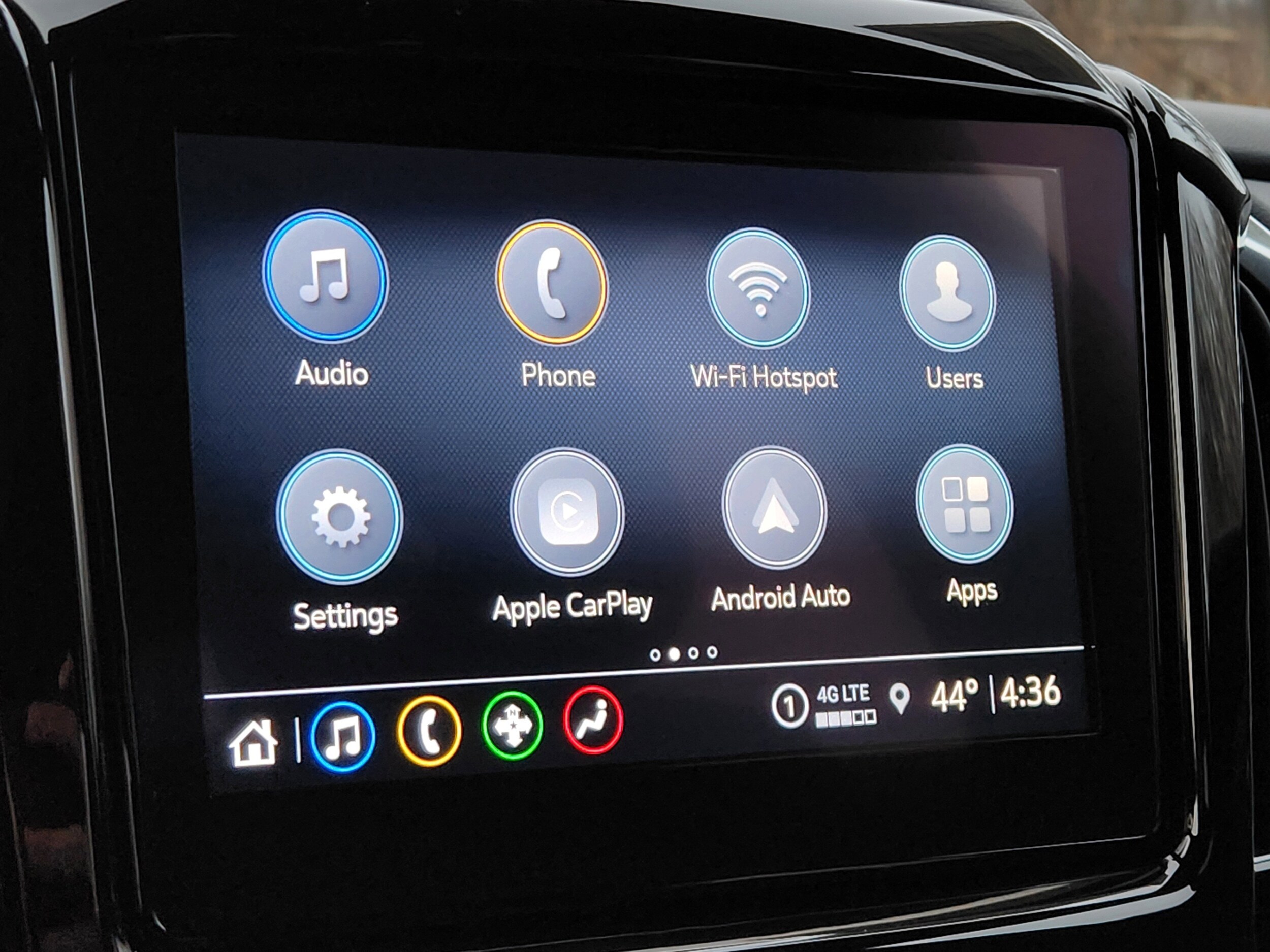 2023 Chevrolet Traverse Cloth 1LT photo 4