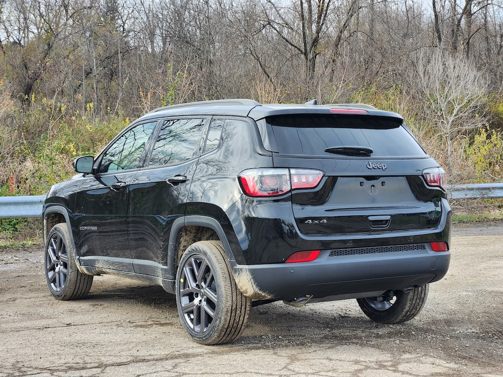 New 2026 Jeep Compass LIMITED ALTITUDE 4X4 Sport Utility