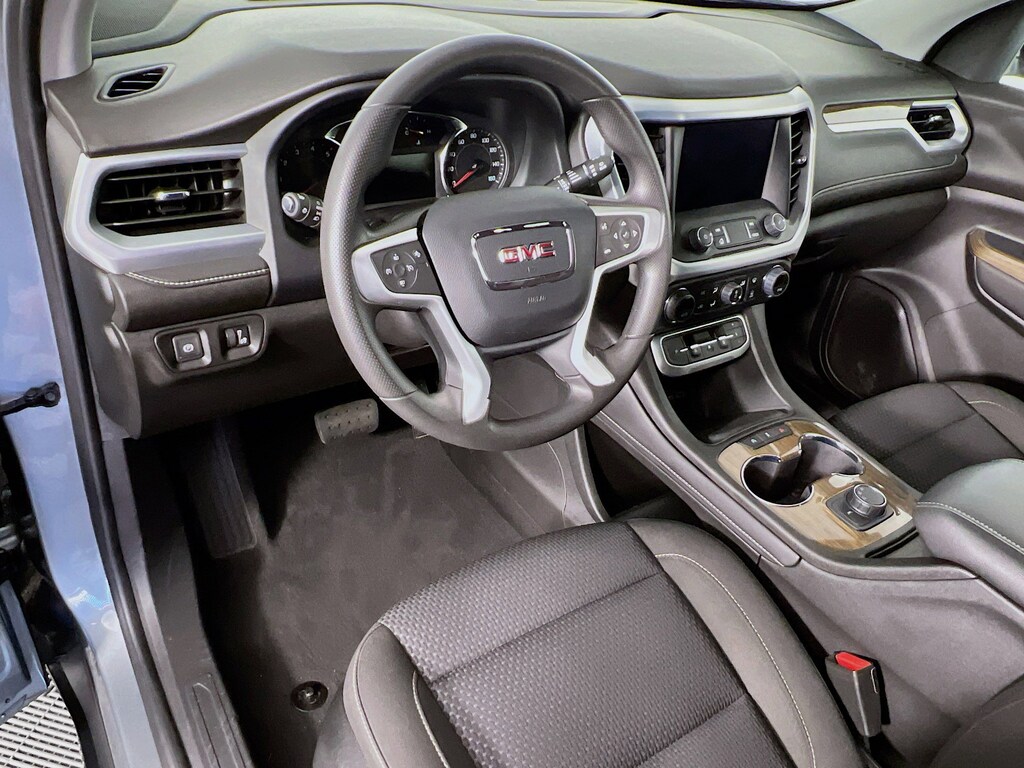 Used 2023 GMC Acadia FWD 4dr SLE SUV