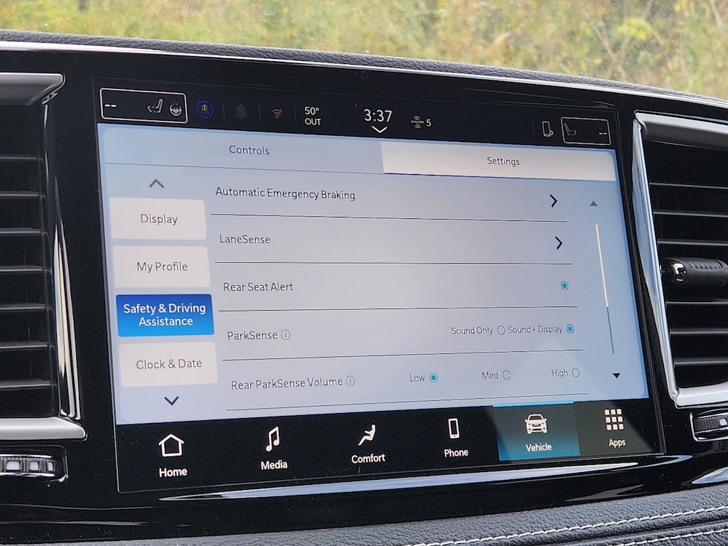 New 2026 Chrysler Pacifica SELECT AWD Passenger Van
