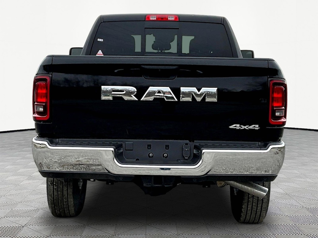 New 2026 Ram 2500 TRADESMAN CREW CAB 4X4 6'4 BOX Pickup