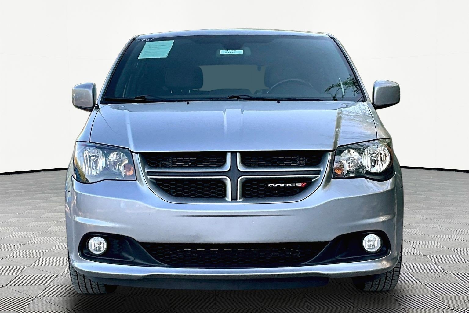 Used 2019 Dodge Grand Caravan GT with VIN 2C4RDGEG4KR769555 for sale in Greendale, IN