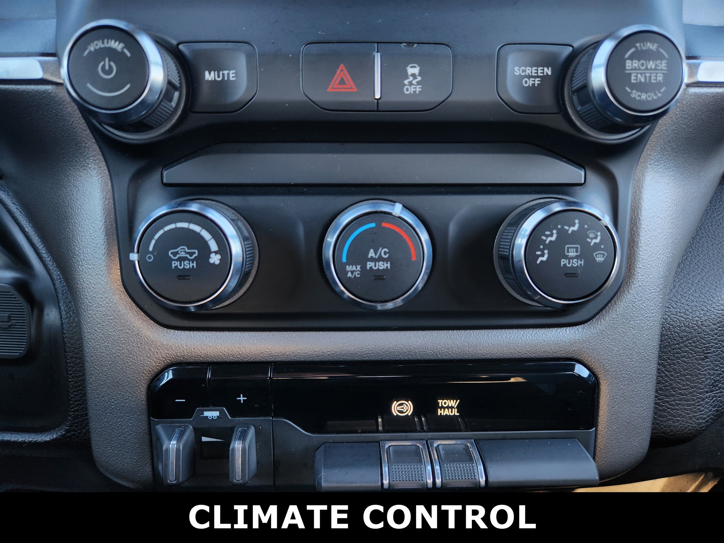 2024 Ram 2500 Big Horn photo 2