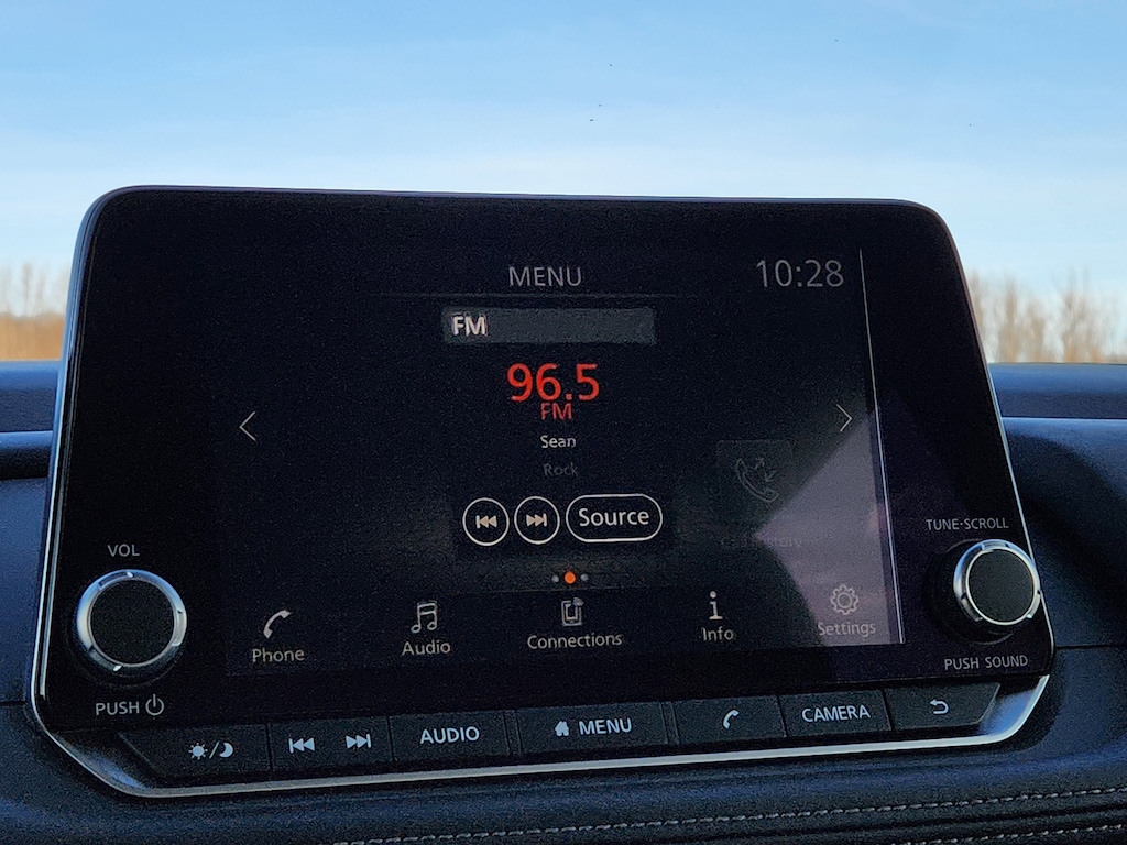 Used 2025 Nissan Rogue AWD SV SUV