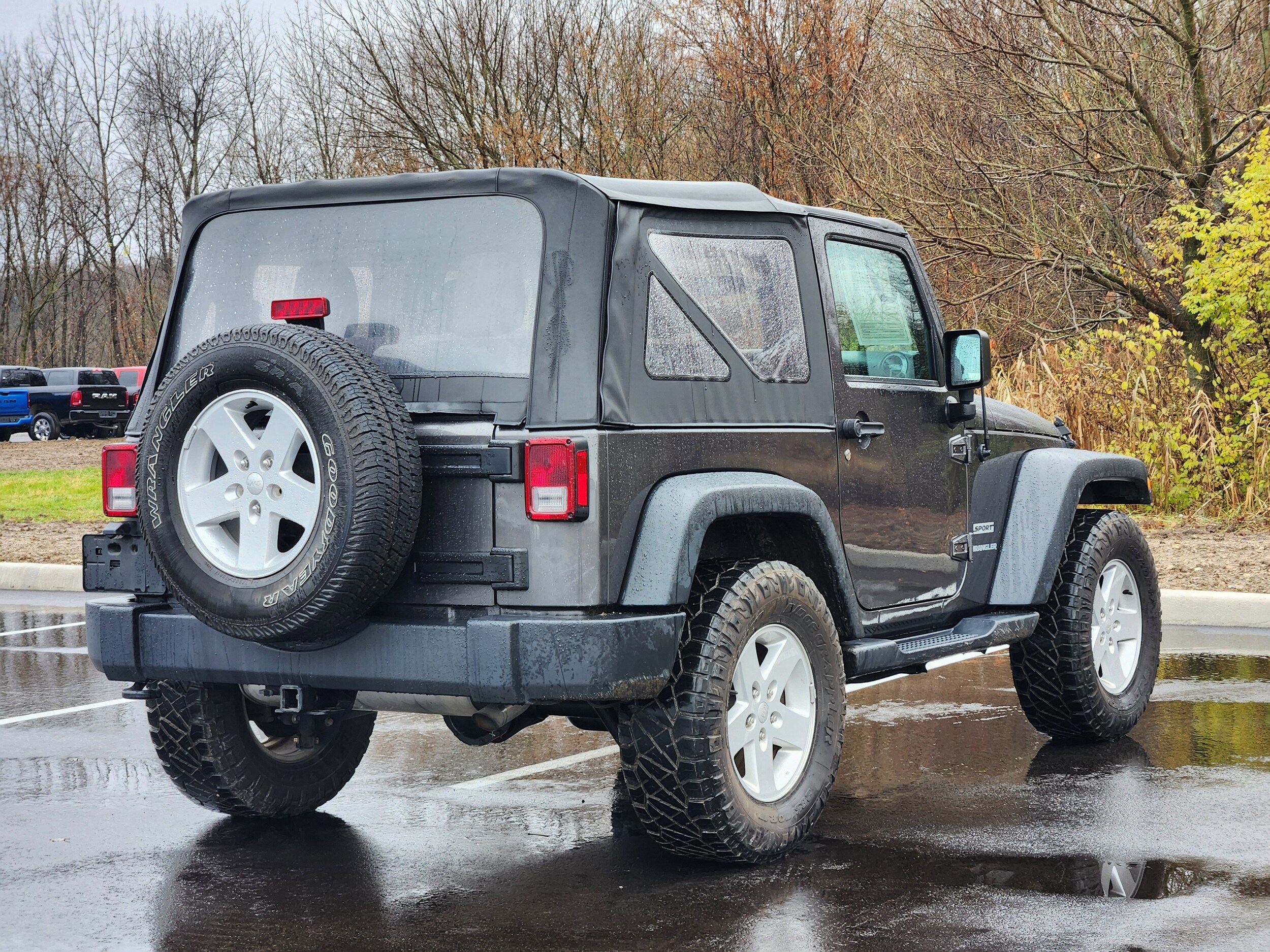 2017 Jeep Wrangler Sport photo 2