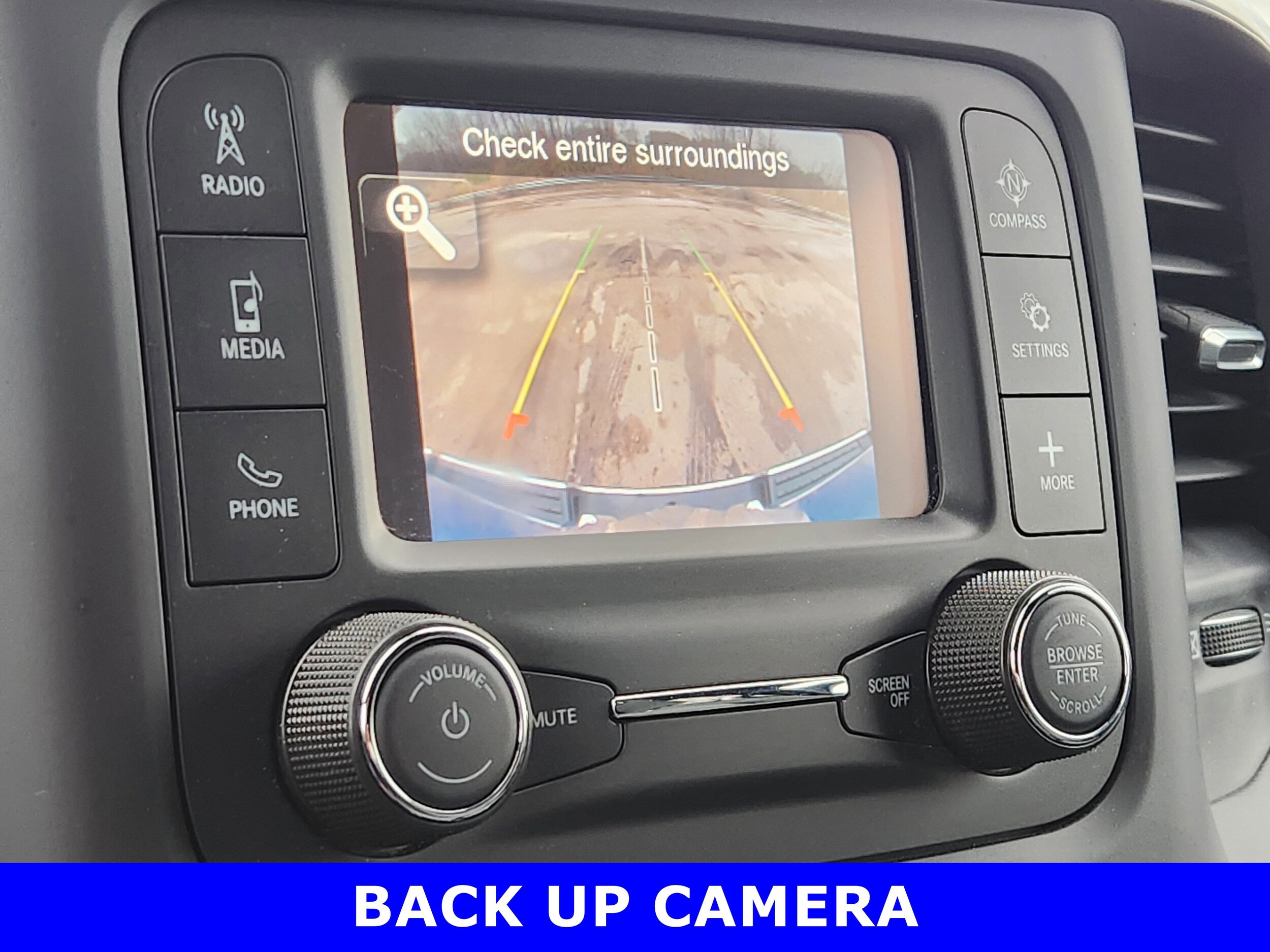 2022 Ram 1500 Big Horn photo 4