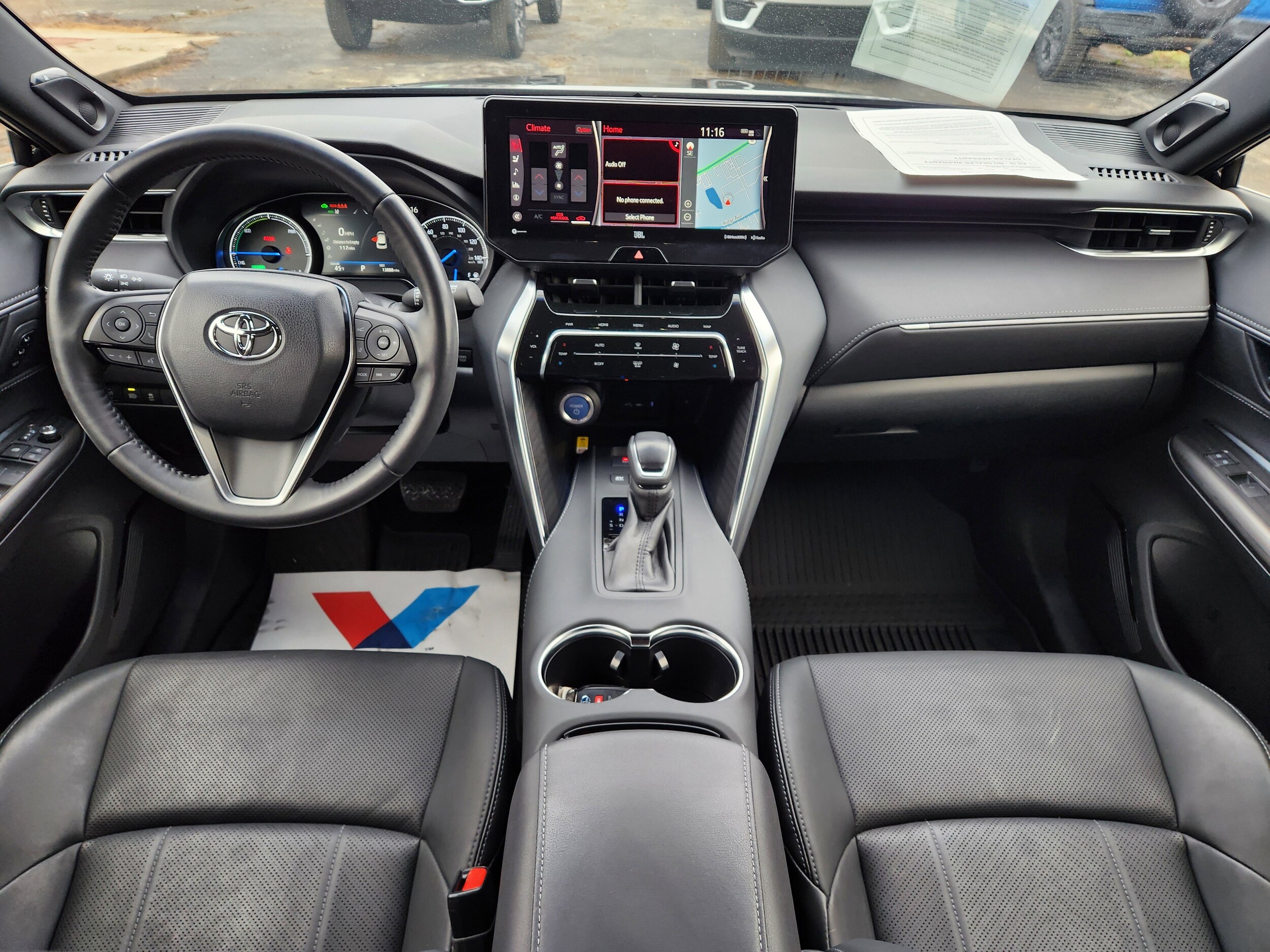 2021 Toyota Venza XLE photo 3
