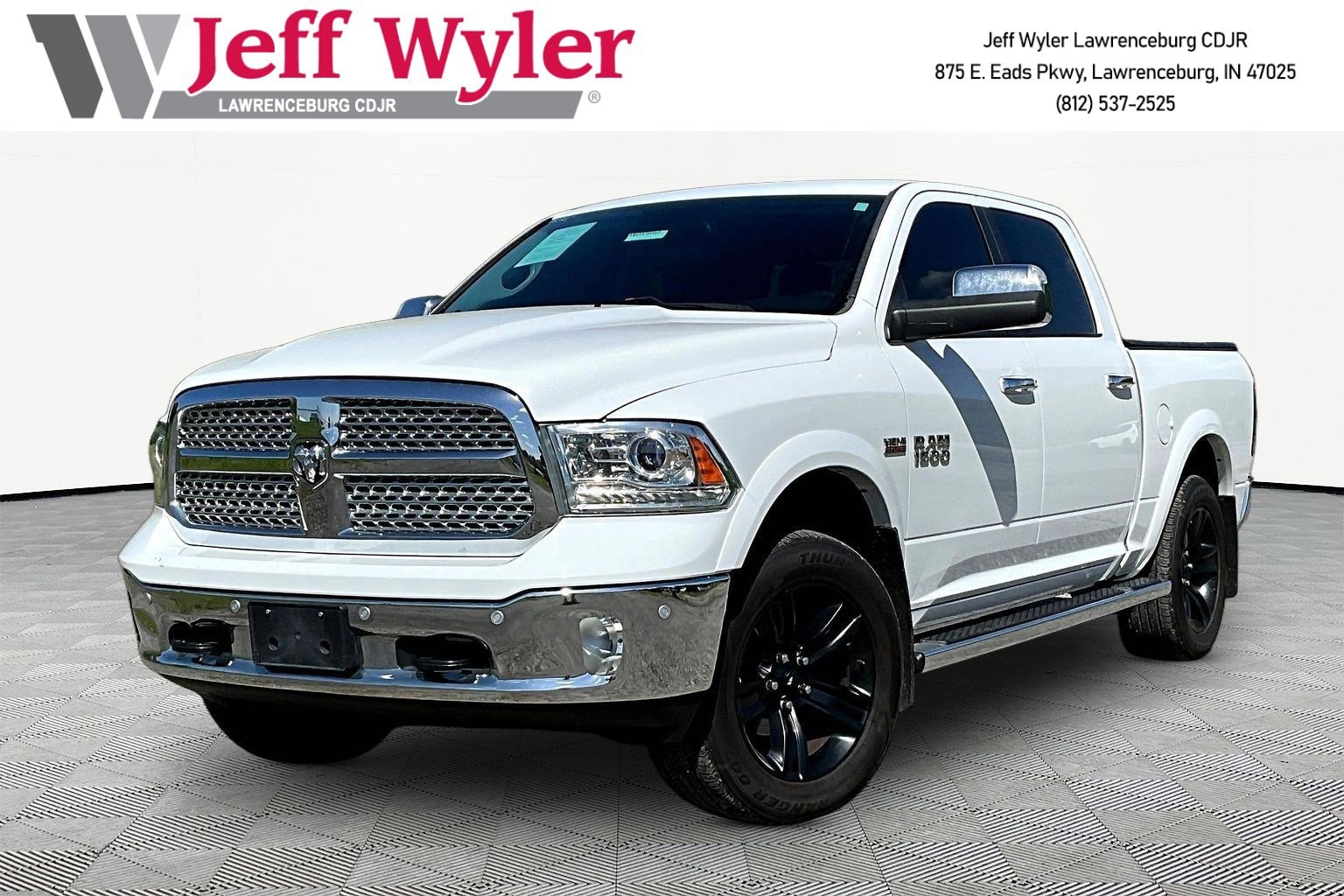 2016 RAM 1500 Laramie 4x4 Crew Cab 5'7's photo