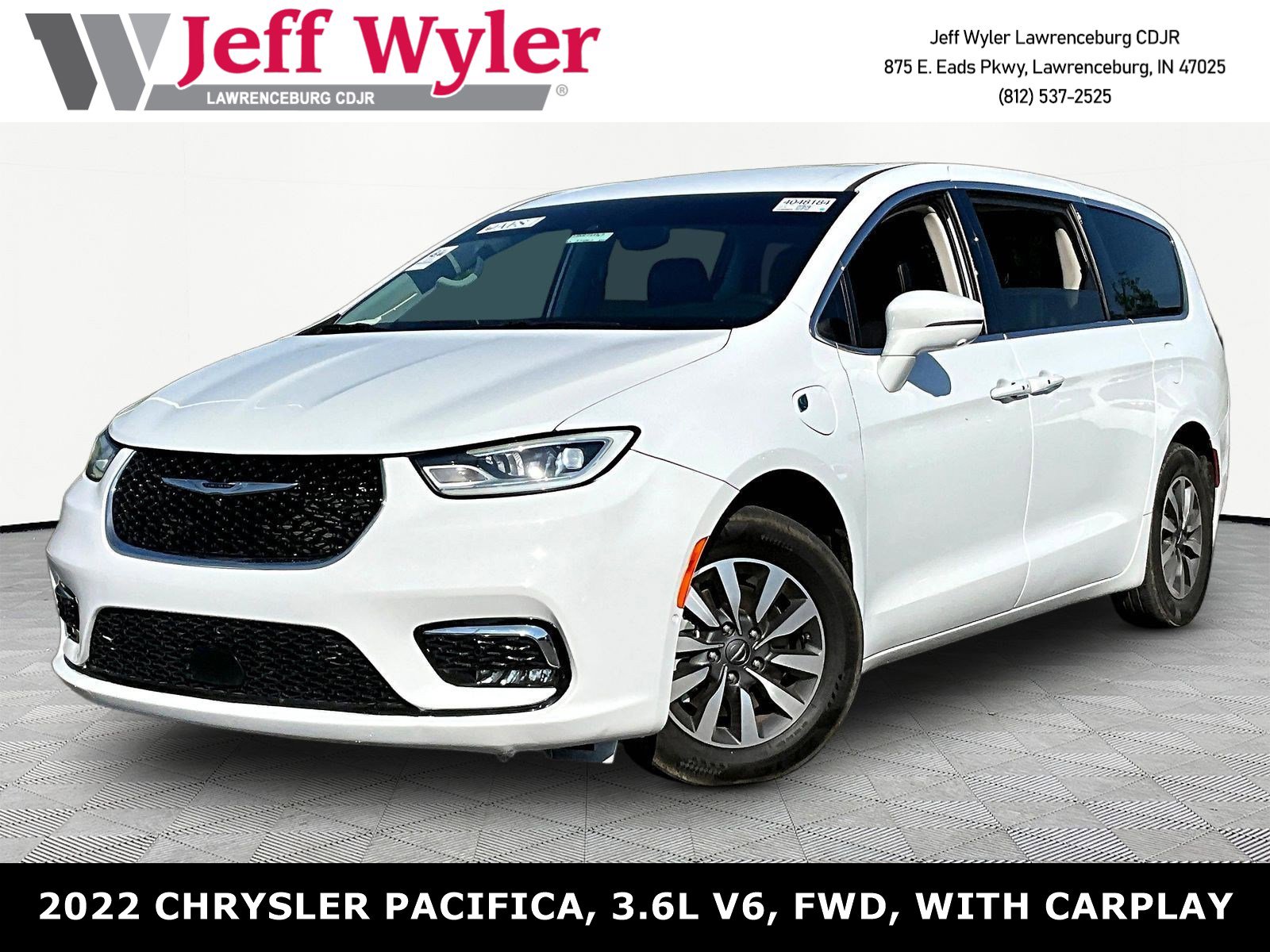 2022 Chrysler Pacifica Hybrid Touring L Hybrid's photo