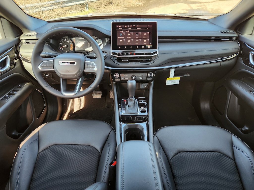 New 2026 Jeep Compass LATITUDE ALTITUDE 4X4 Sport Utility