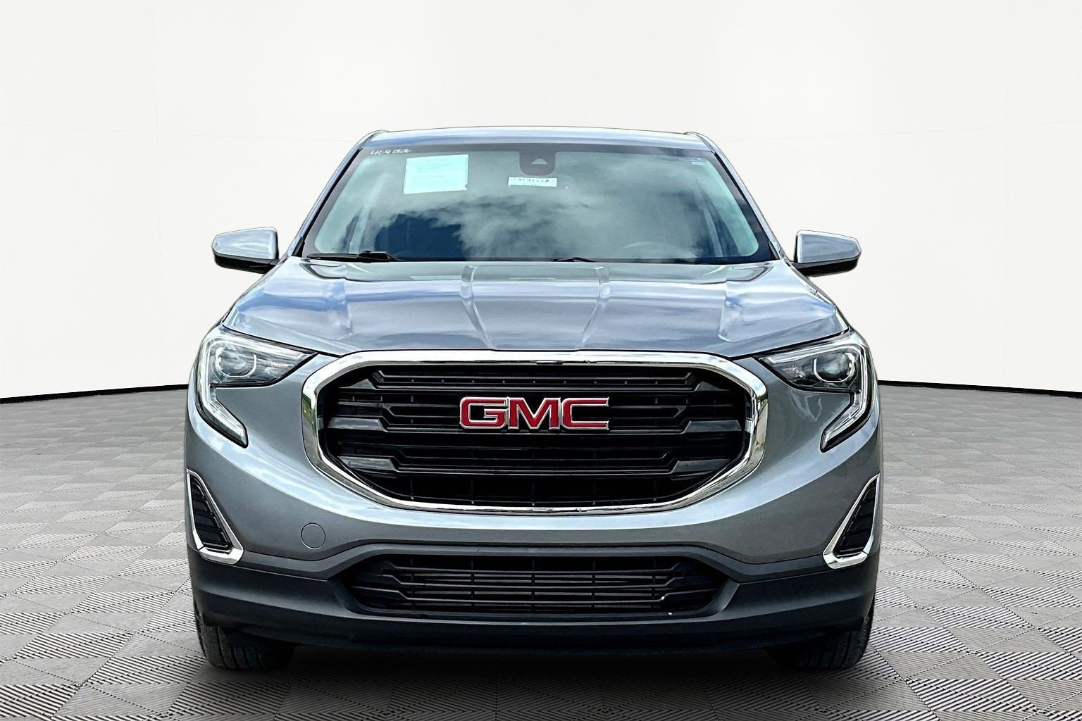 Used 2020 GMC Terrain SLE with VIN 3GKALMEV1LL326733 for sale in Greendale, IN