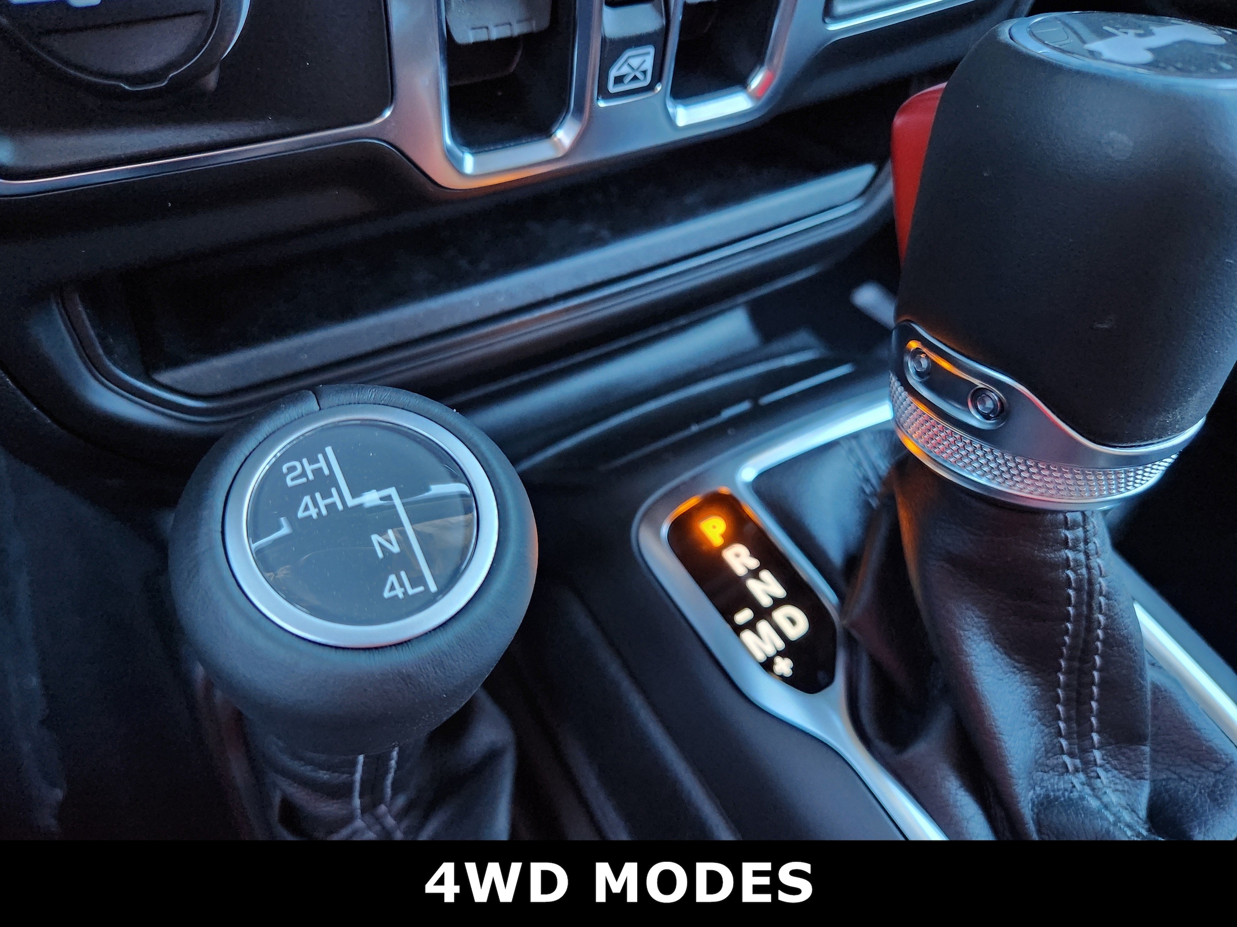 2025 Jeep Wrangler 4-Door Sahara - Photo 11