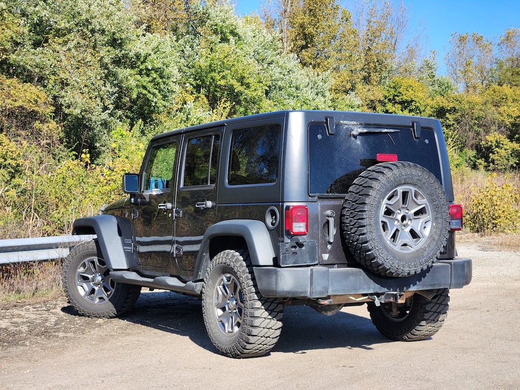 Used 2017 Jeep Wrangler Unlimited Sport 4x4 SUV