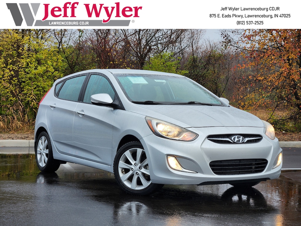 Used 2013 Hyundai Accent 5dr HB Auto SE Hatchback