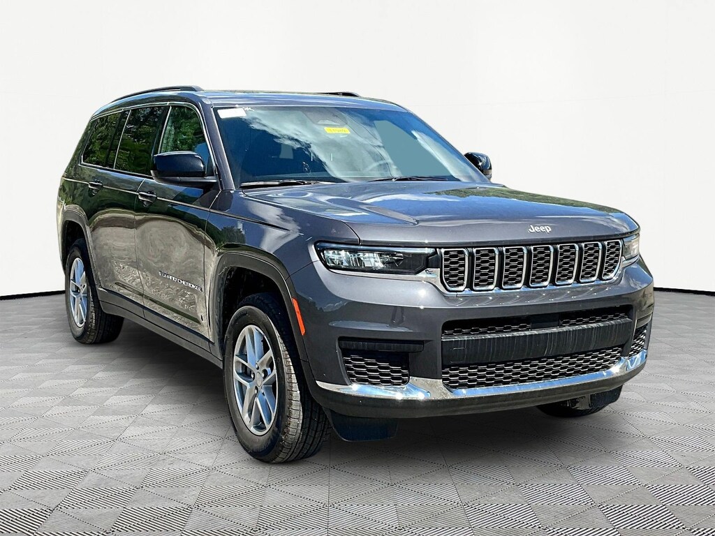 New 2026 Jeep Grand Cherokee L LAREDO X 4X4 Sport Utility