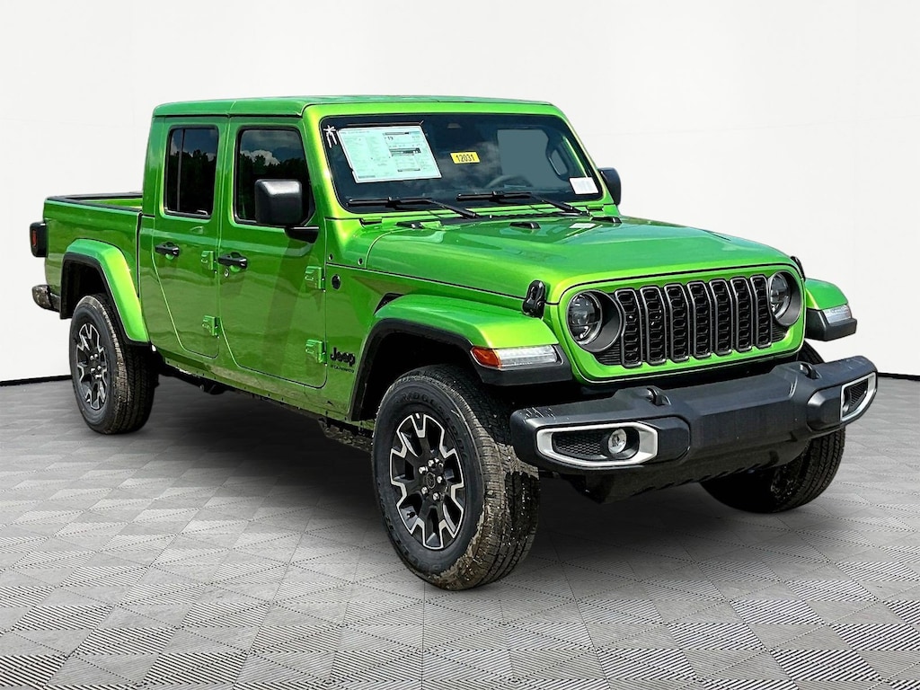 New 2026 Jeep Gladiator SAHARA 4X4 Pickup