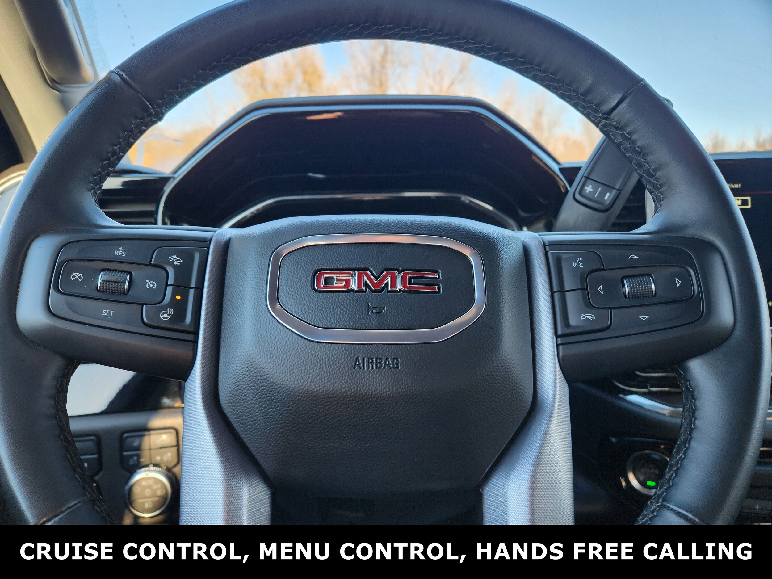 2025 Gmc Sierra 1500 SLT photo 2