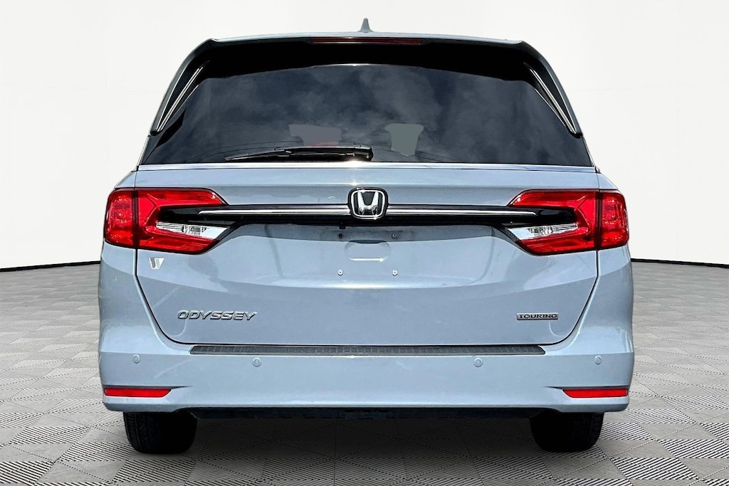 Used 2024 Honda Odyssey Touring Auto Van