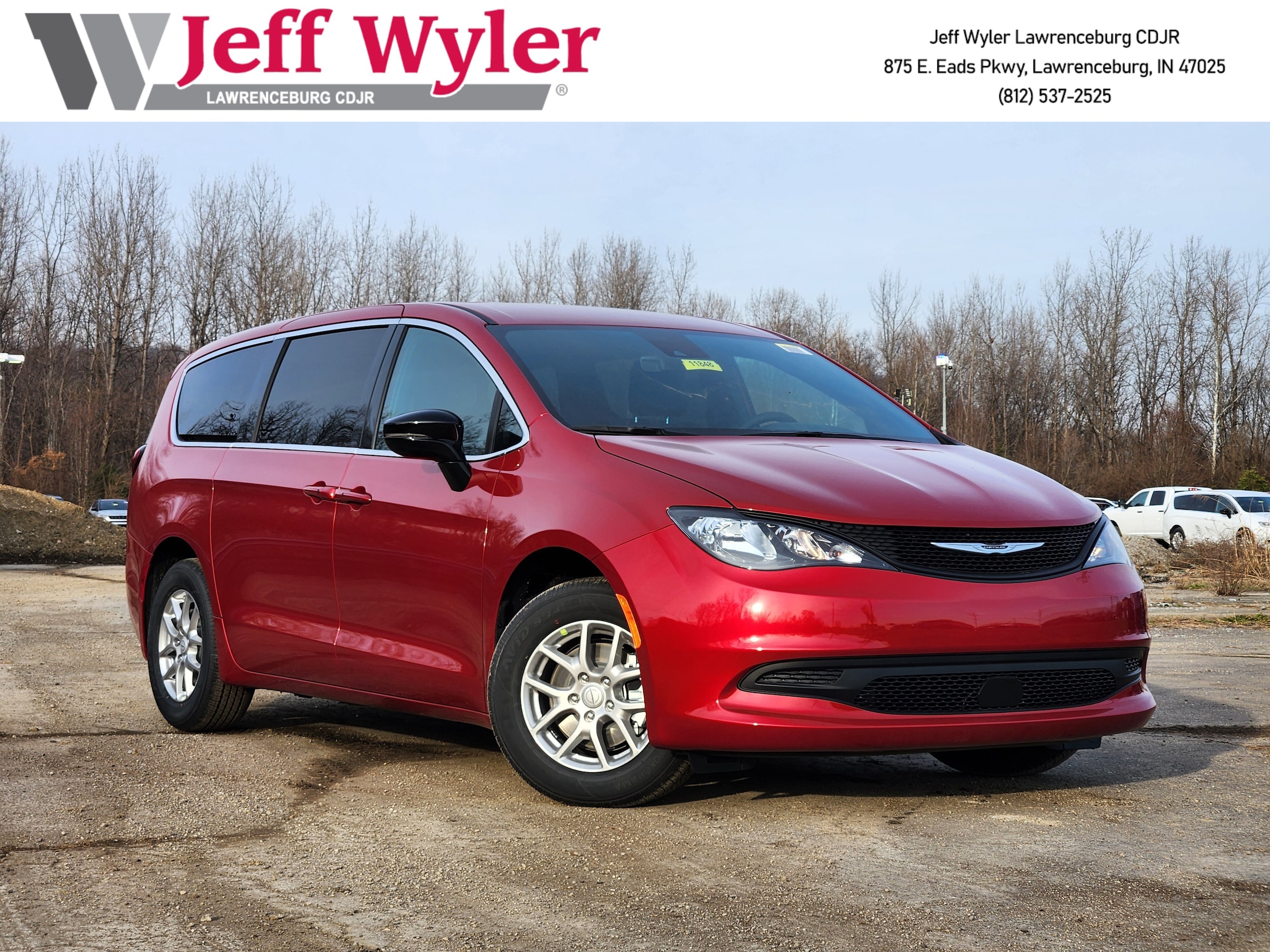 2026 Chrysler Voyager LX's photo