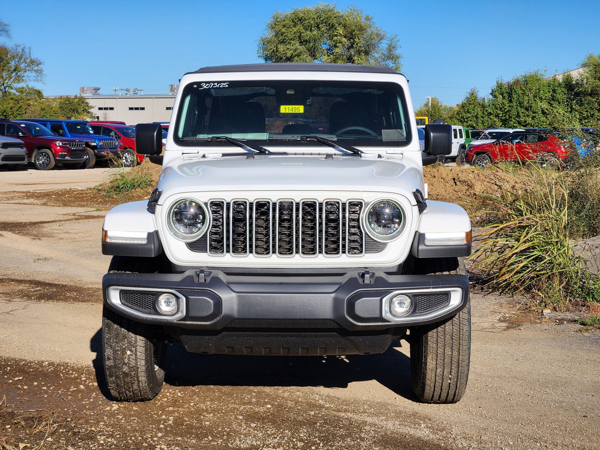 2025 Jeep Wrangler 4-Door Sahara - Photo 21