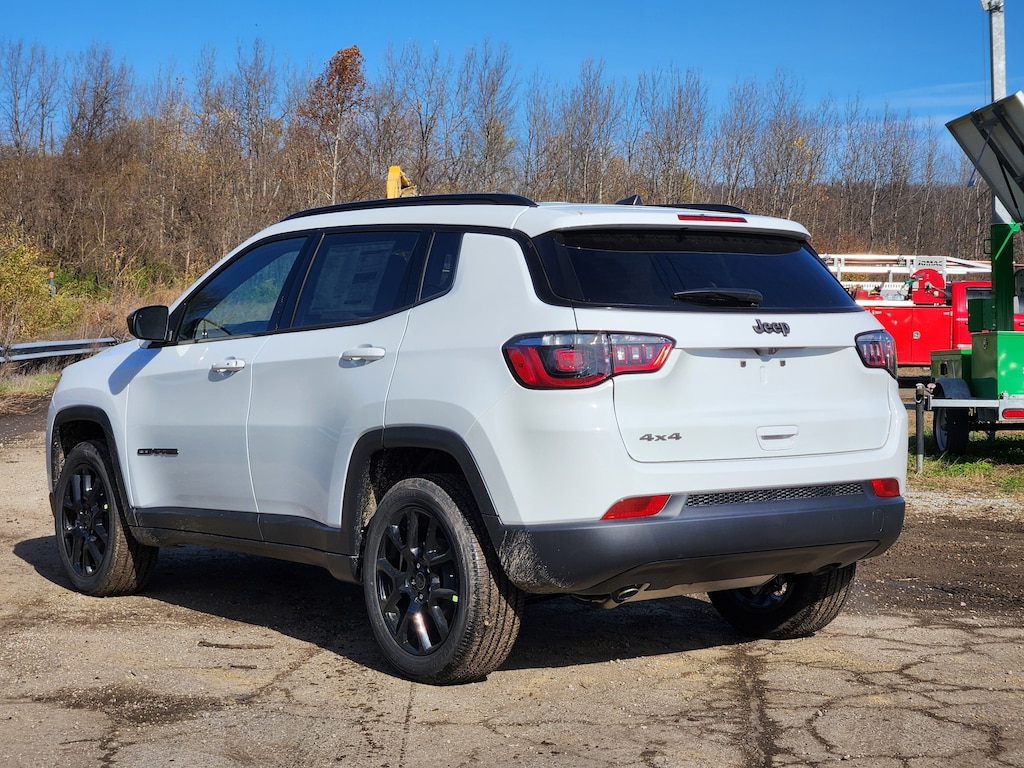 New 2026 Jeep Compass LATITUDE ALTITUDE 4X4 Sport Utility