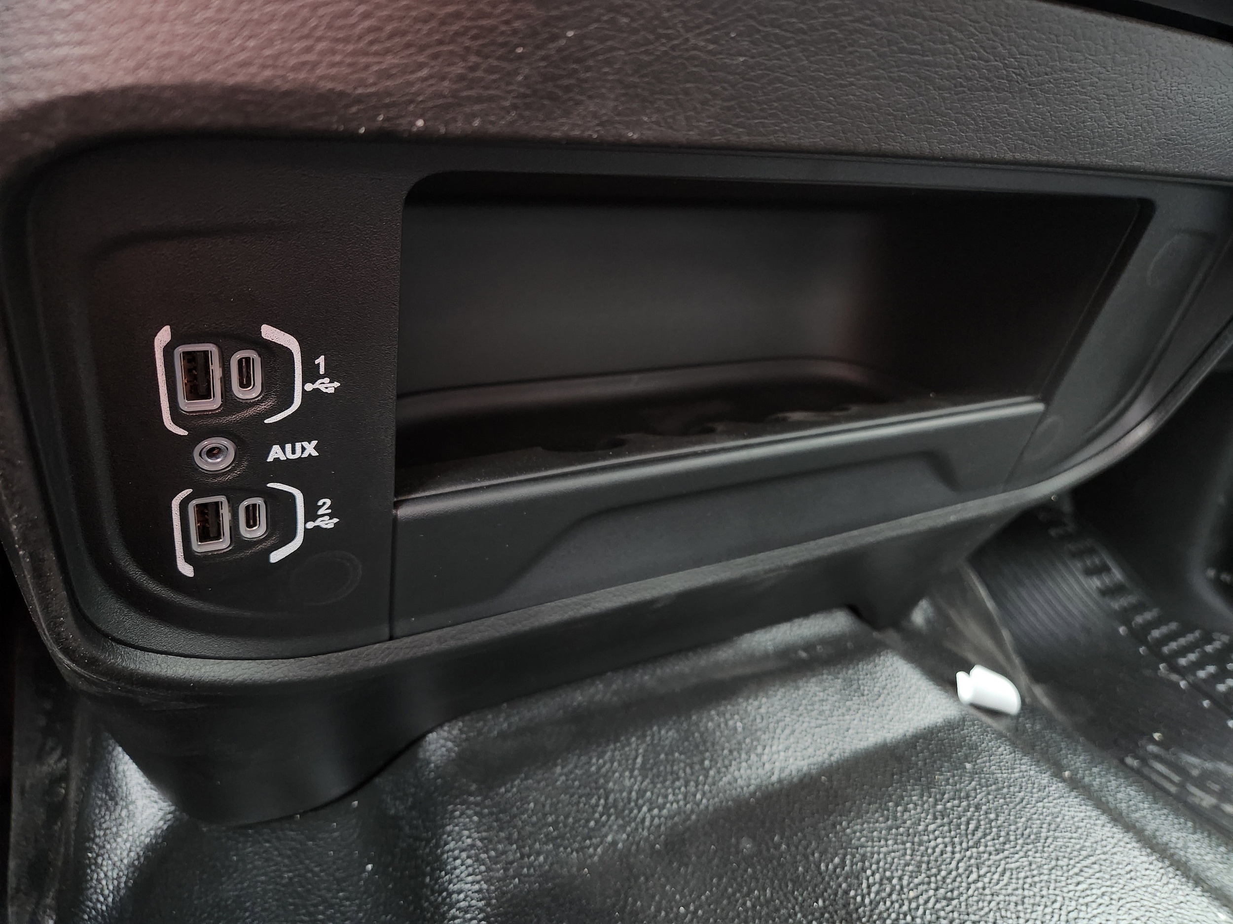 2025 RAM 3500 Chassis Tradesman - Photo 8