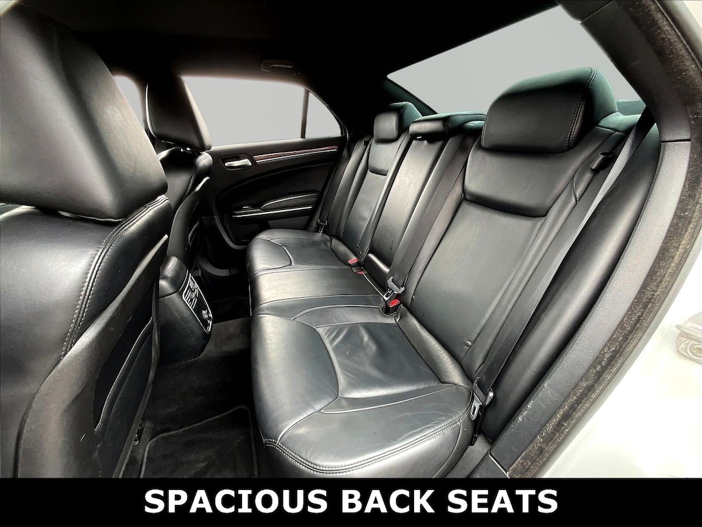 Used 2013 Chrysler 300 4dr Sdn RWD Sedan