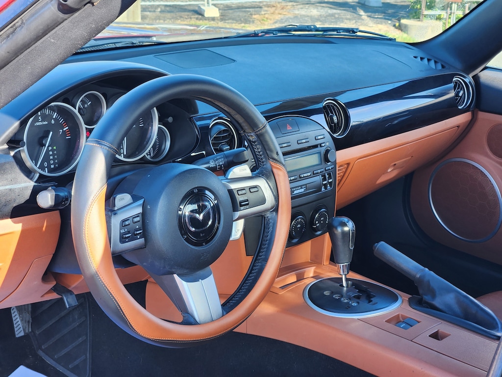 Used 2006 Mazda MX-5 Miata 2dr Conv Grand Touring Auto Convertible