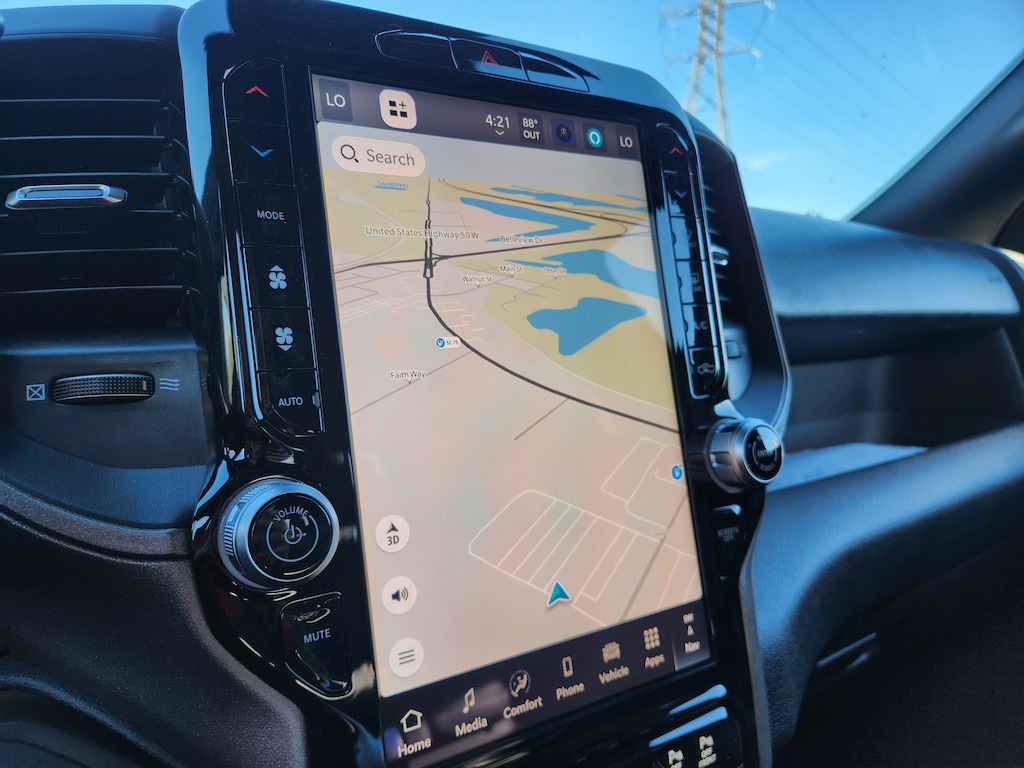 New 2026 Ram 3500 TRADESMAN CREW CAB 4X4 8' BOX Pickup