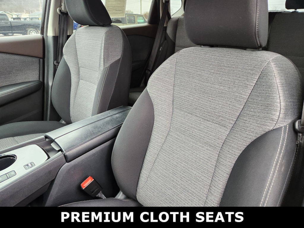 Used 2023 Nissan Rogue FWD SV SUV