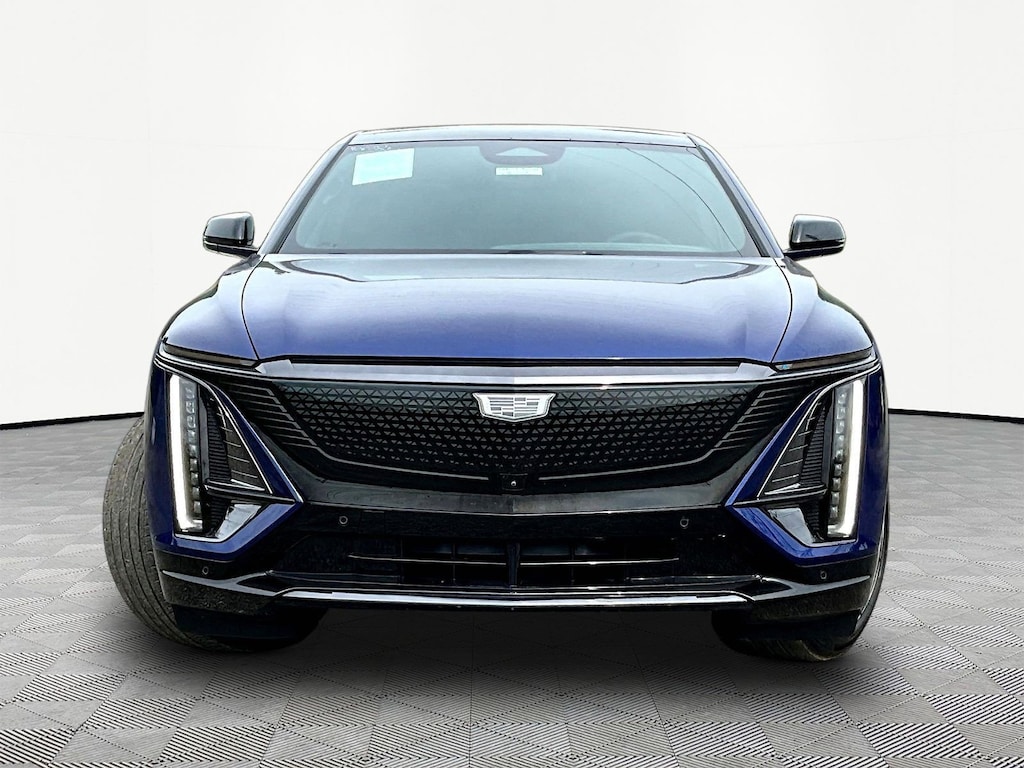 Used 2024 CADILLAC Lyriq 4dr Sport w/1SJ SUV