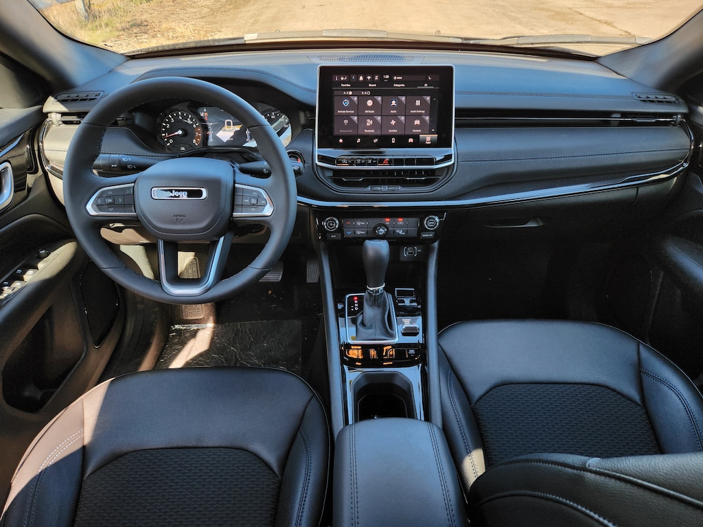 New 2026 Jeep Compass LATITUDE ALTITUDE 4X4 Sport Utility