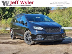 2026 Chrysler Pacifica LIMITED Passenger Van Lawrenceburg IN