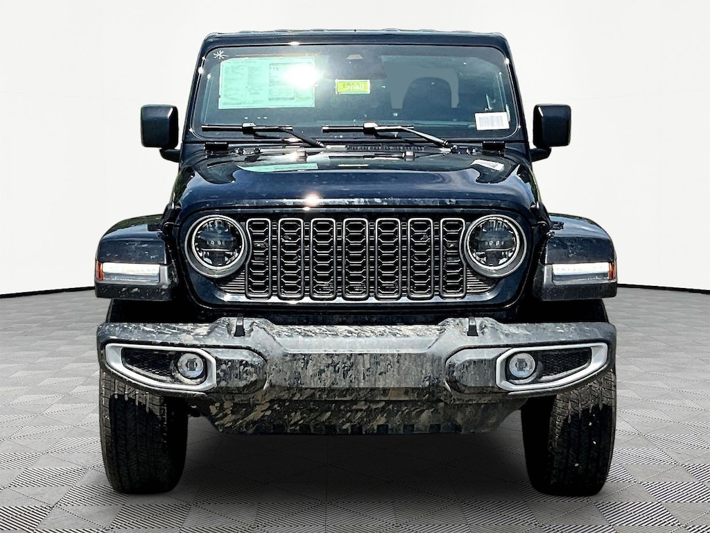 New 2026 Jeep Gladiator SAHARA 4X4 Pickup