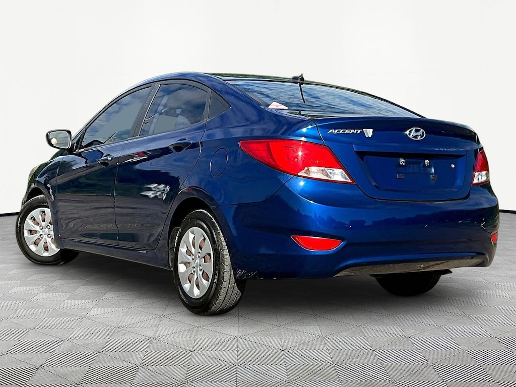 Used 2016 Hyundai Accent 4dr Sdn Auto SE Sedan
