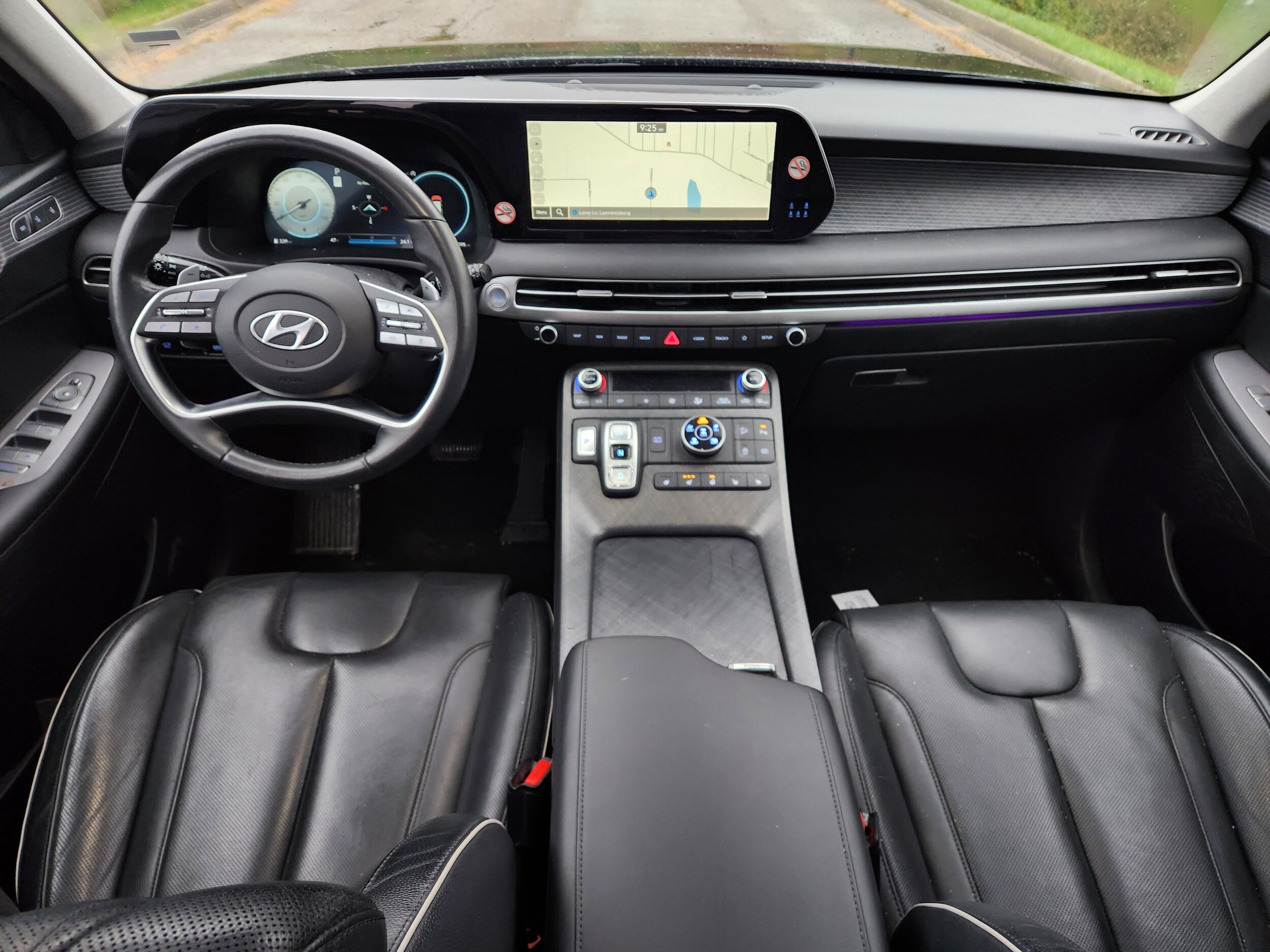 2024 Hyundai Palisade Limited photo 2