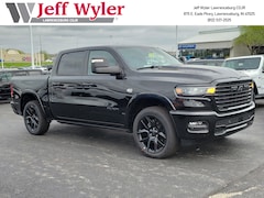 2026 Ram 1500 LARAMIE CREW CAB 4X4 5'7 BOX Pickup Lawrenceburg