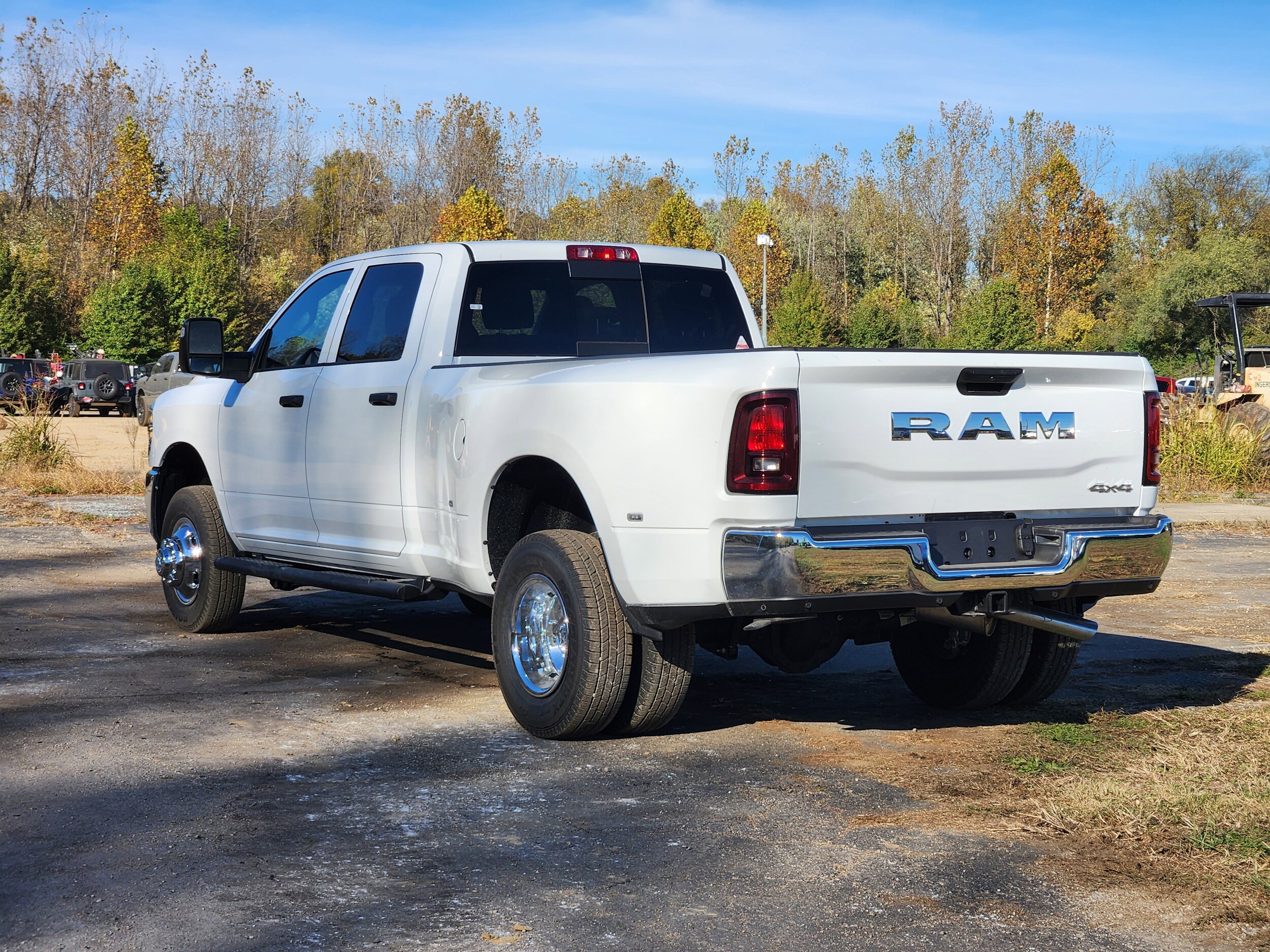 2026 Ram 3500 Tradesman photo 2