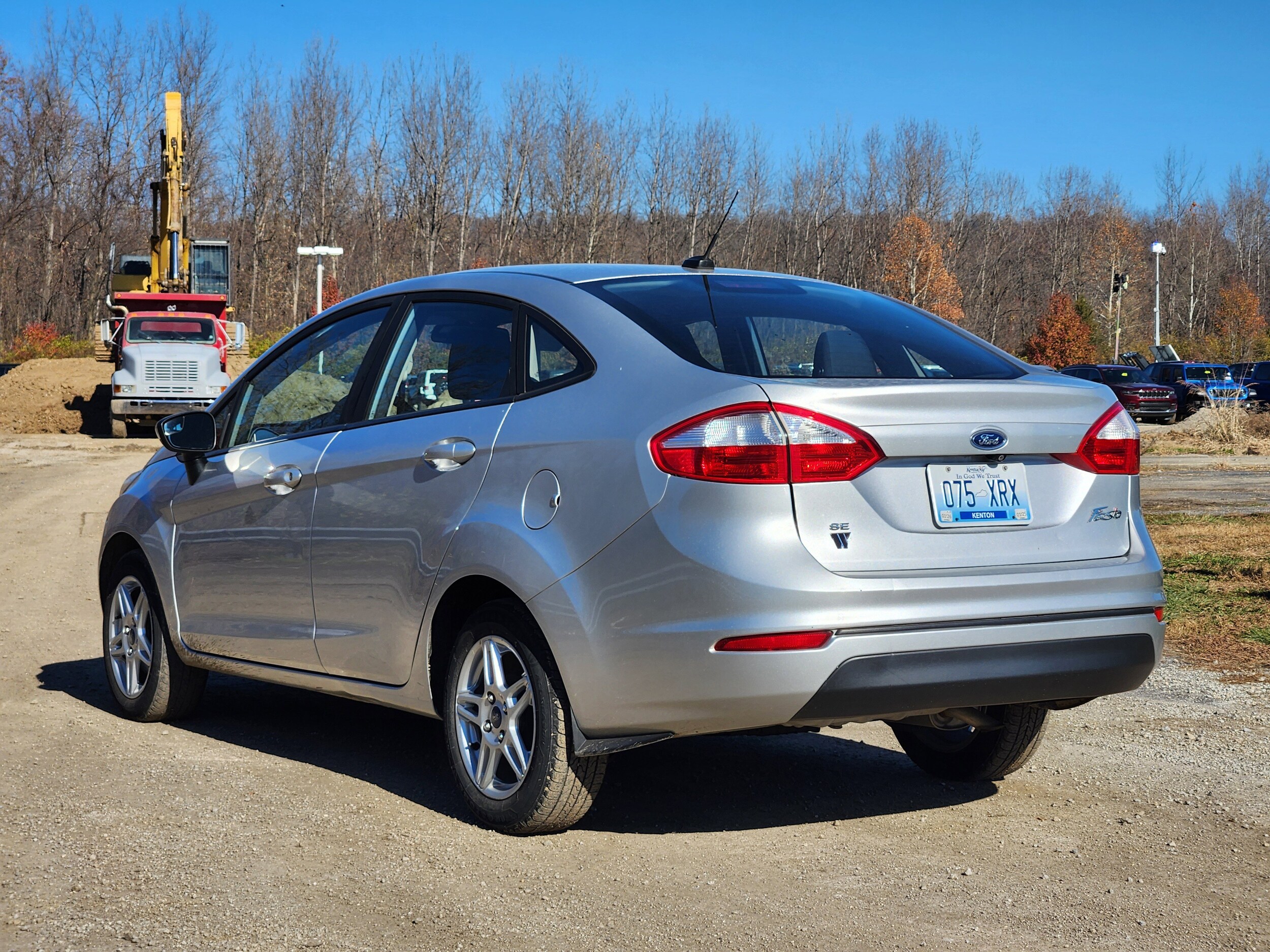 2018 Ford Fiesta SE photo 2