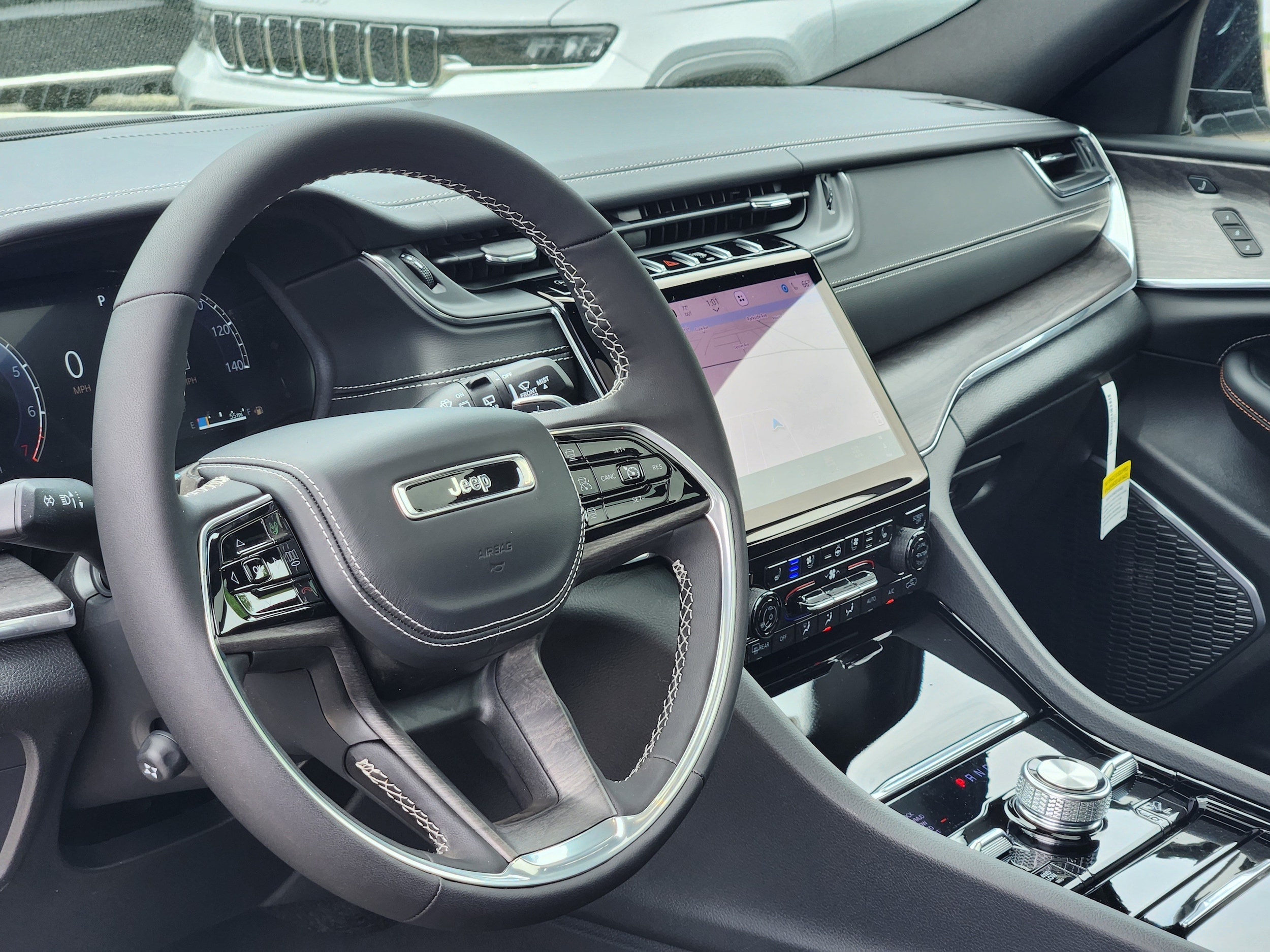 2025 Jeep Grand Cherokee L Overland - Photo 29