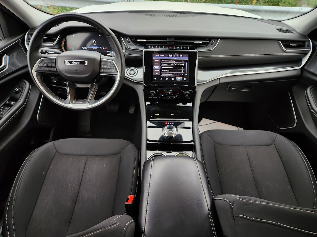 Used 2022 Jeep Grand Cherokee L Laredo 4x4 SUV