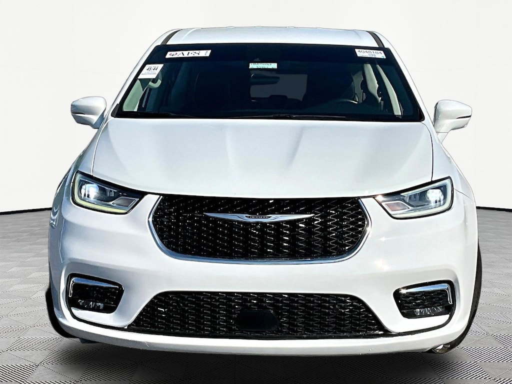 Used 2022 Chrysler Pacifica Hybrid Touring L FWD Van Passenger Van