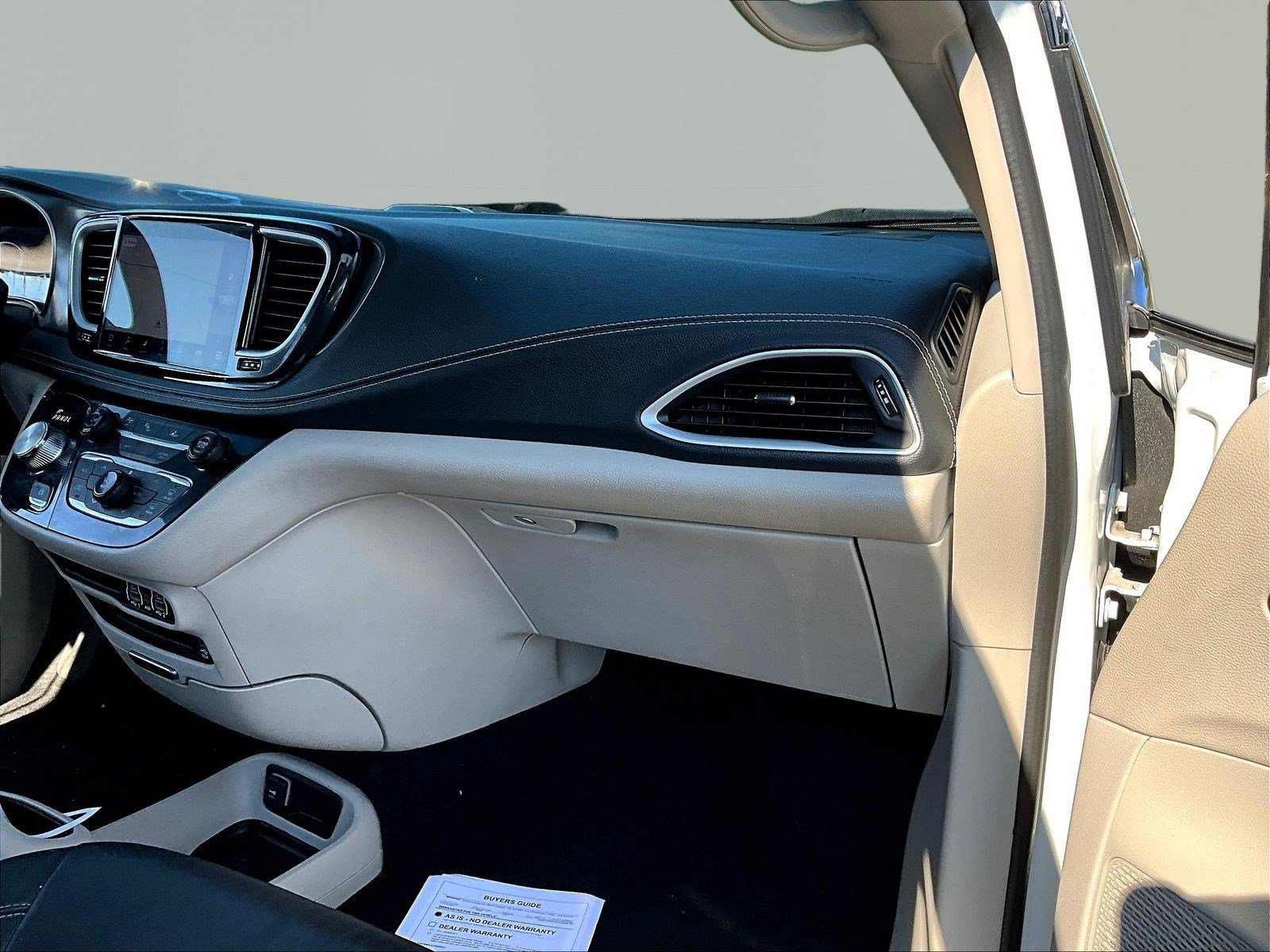 2022 Chrysler Pacifica Hybrid Touring L - Photo 27