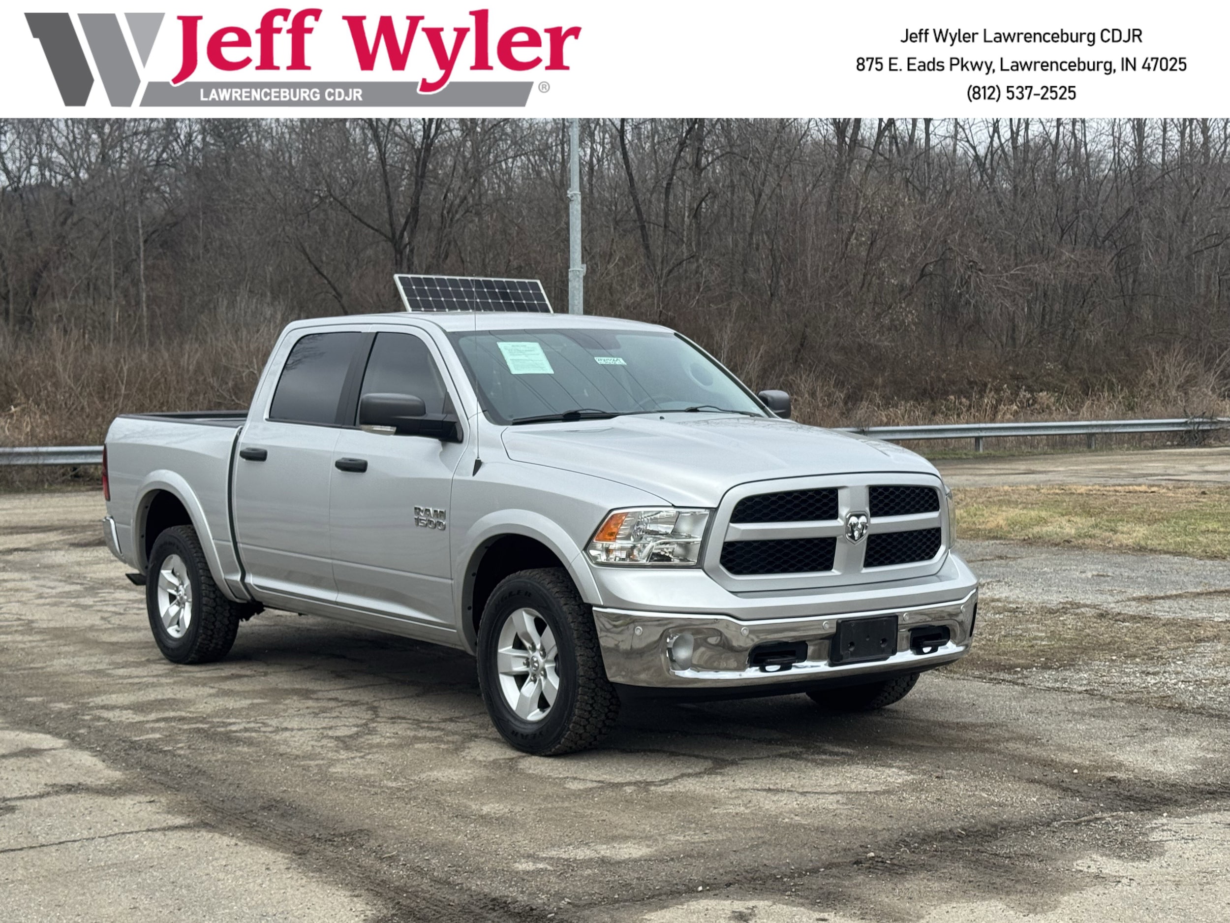 2015 RAM Ram 1500 Pickup Outdoorsman's photo