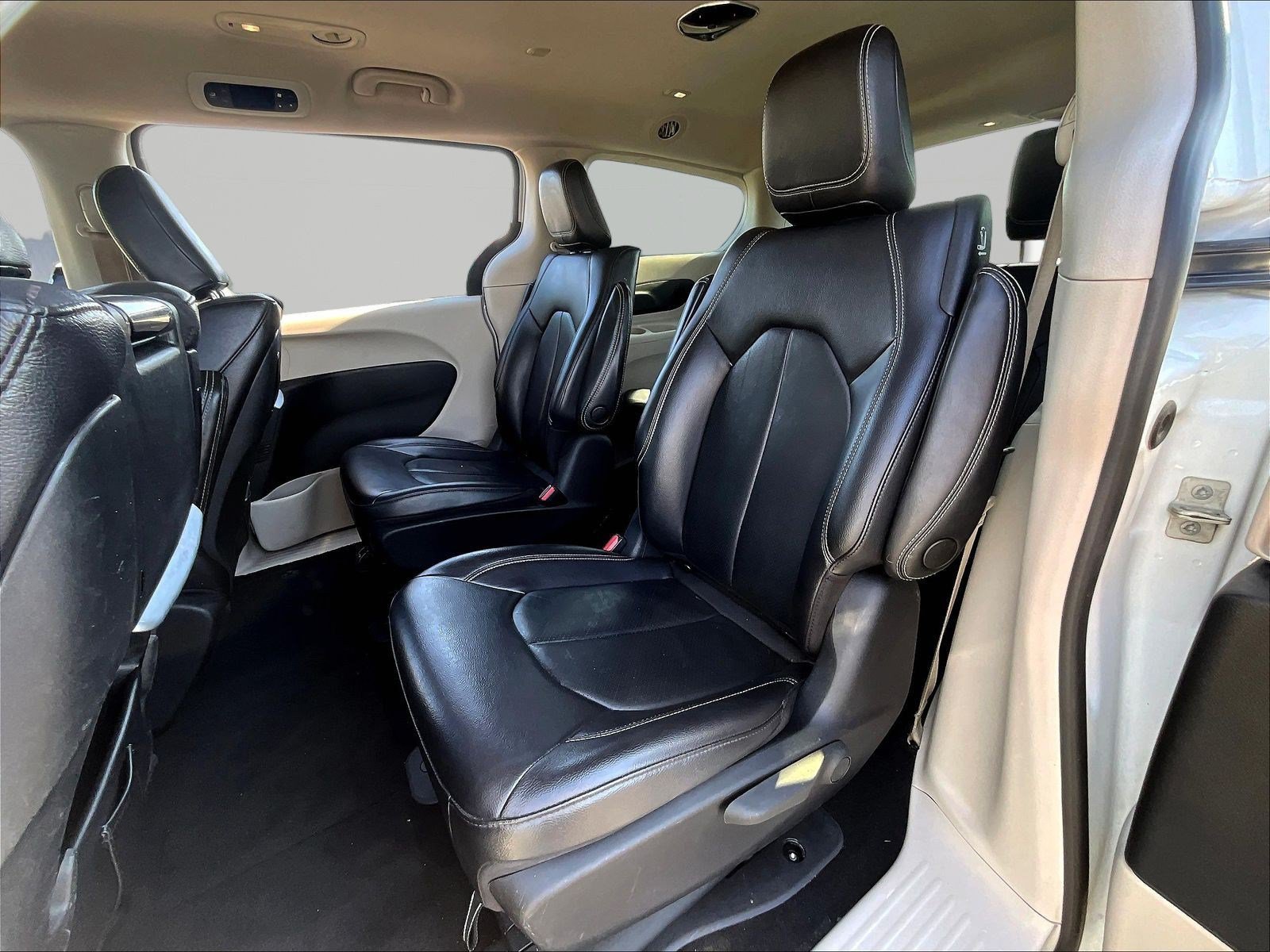 2022 Chrysler Pacifica Hybrid Touring L - Photo 25