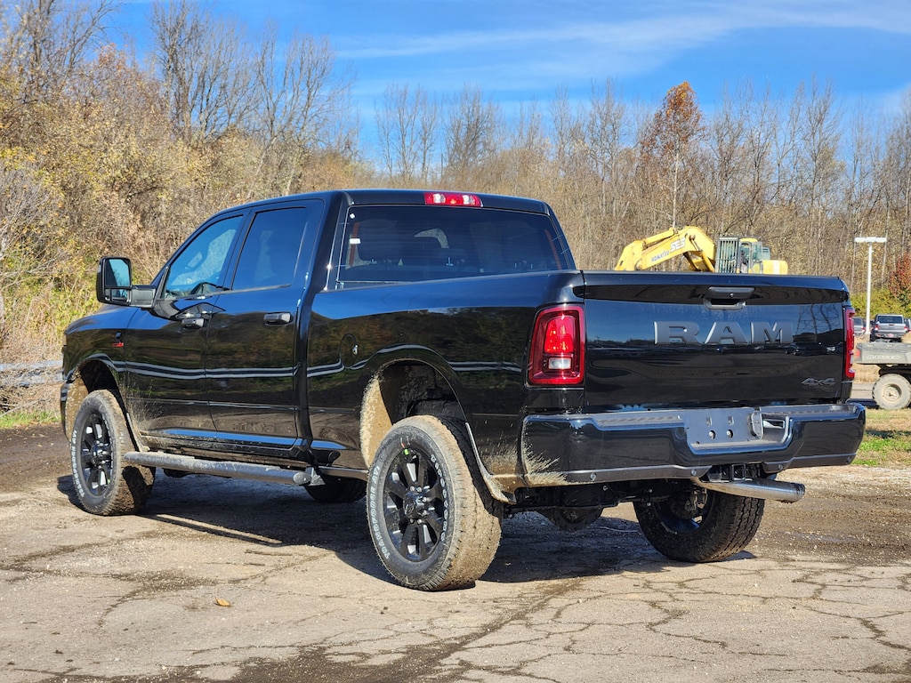 New 2026 Ram 2500 BLACK EXPRESS CREW CAB 4X4 6'4 BOX Pickup
