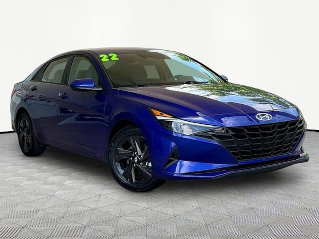 Used 2022 Hyundai Elantra SEL IVT Sedan