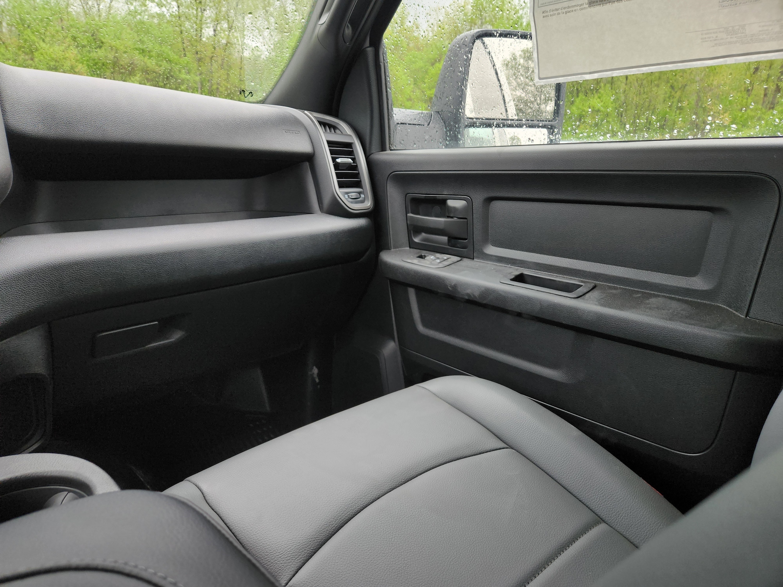 2025 RAM 3500 Chassis Tradesman - Photo 22